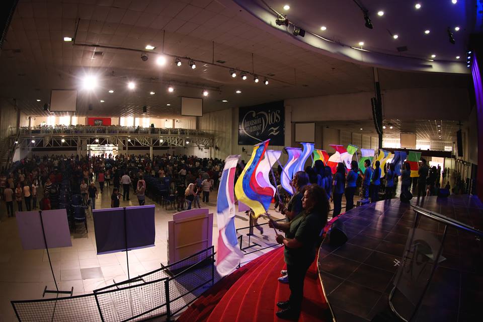 Tres dias de Ayuno de Invasión y el Estadio For Ever