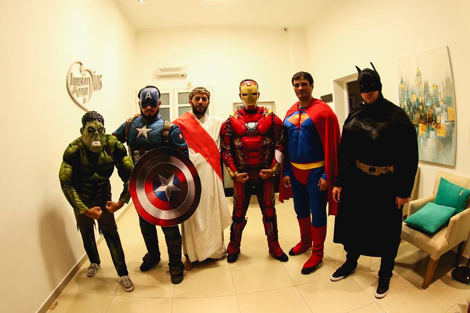 Noche Diferente Héroe