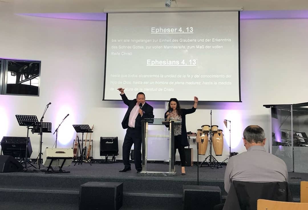 Presentaron Invasión en Alemania