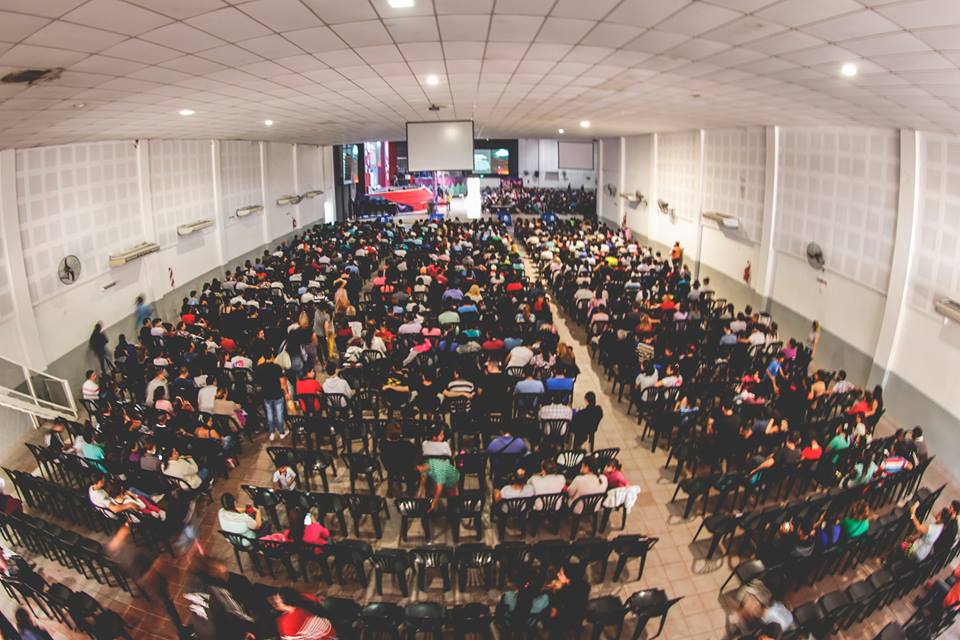 Mas de 500 Personas en la Fiesta de Bienvenida