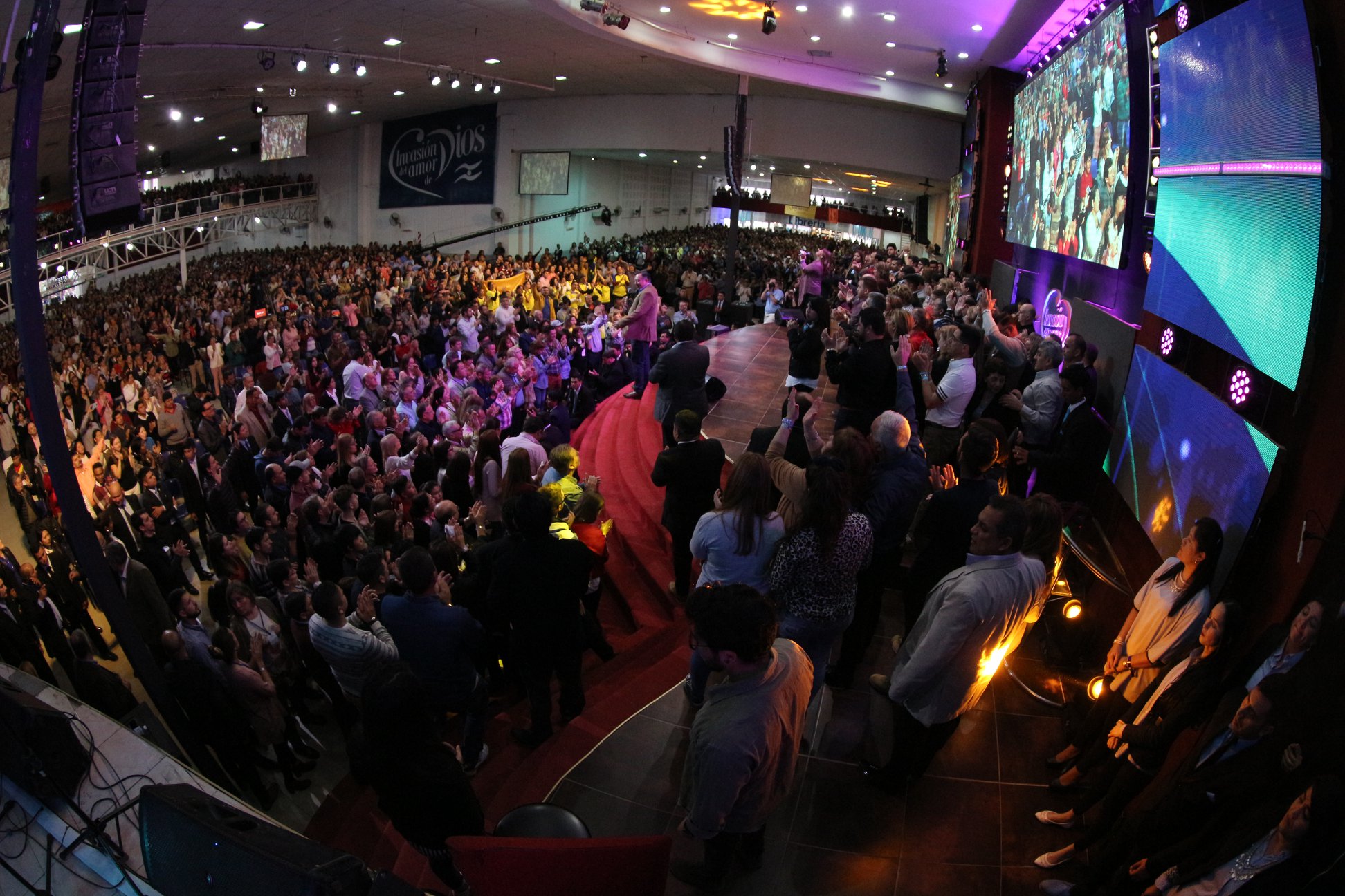 Frutos de Invasión del Amor de Dios