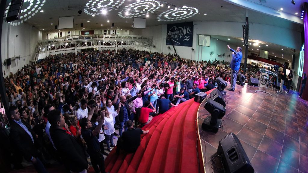 Unción que transforma hogares