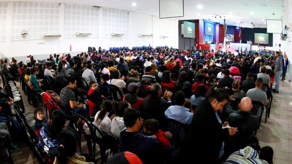 Cerca de 500 Personas en la Fiesta de Bienvenida