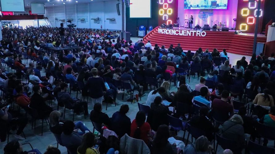 Macroencuentro: 1345 Personas trasformaron sus corazones!