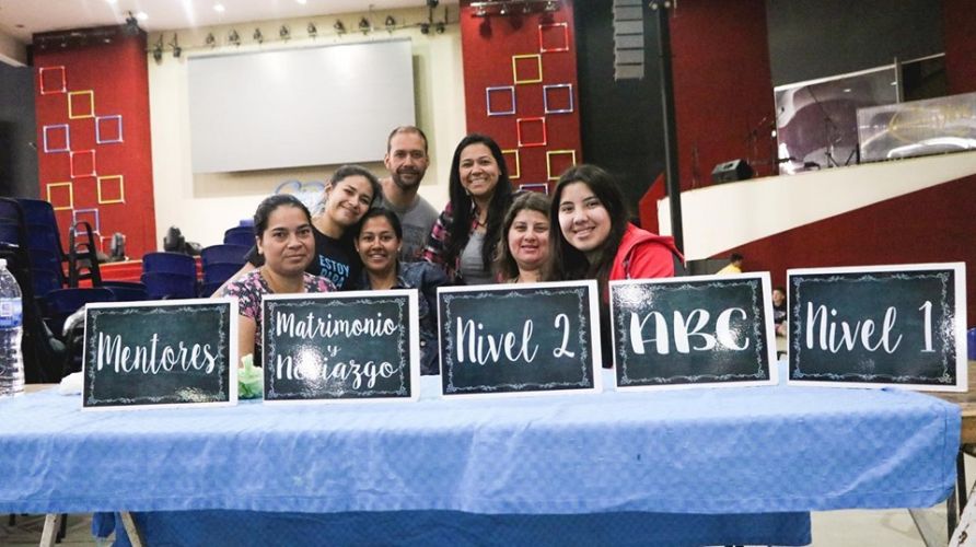 Continúan la Escuela de Vida