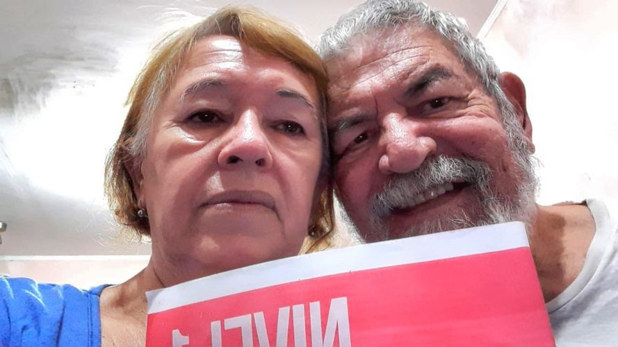 Adultos mayores completaron escuela de vida online con ayuda de líderes