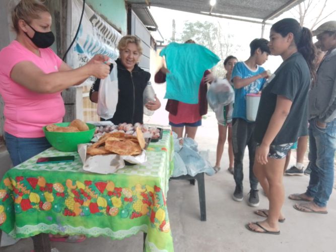 Como iglesia y junto a Fundación Cielos Abiertos continuanos trabajando en asentamientos en Fontana