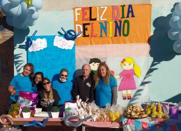 Actividad benefica en merendero "Corazones Solidarios" de asentamiento San Roque