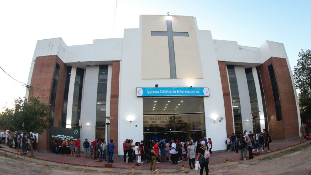 Ahora tenemos cinco cultos los domingos en ICI