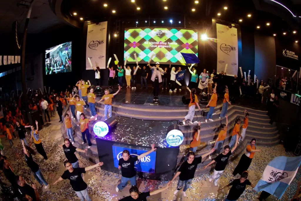 Fiesta y inicio de Invasión del Amor de Dios 2023: celebramos en la iglesia temporada de milagros!